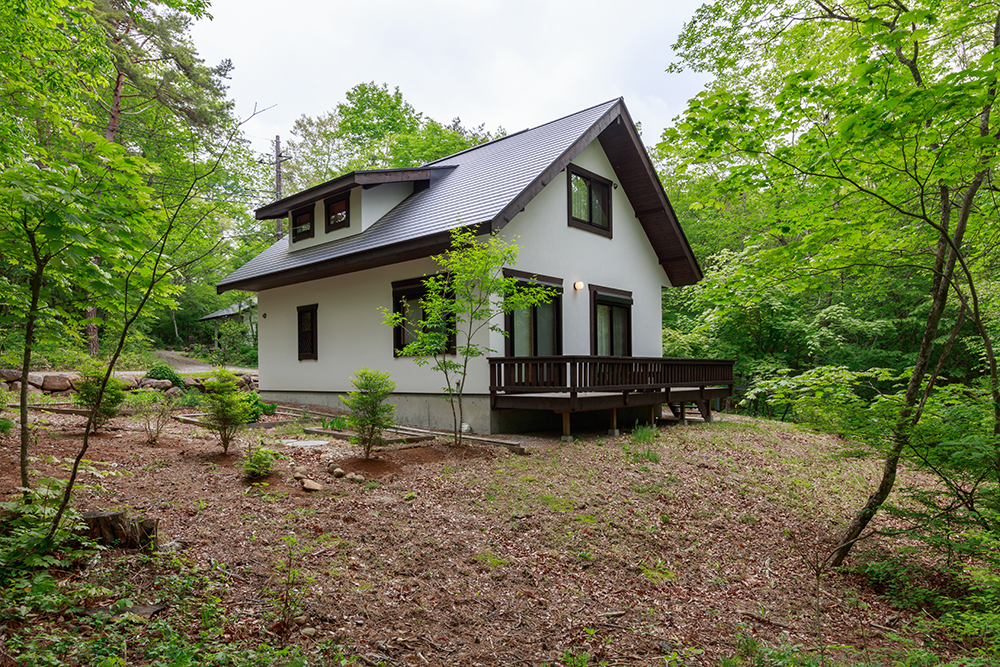 A邸 大喜建設 八ヶ岳 山梨県北杜市の新築 増築 リフォーム ガーデニングを行う工務店